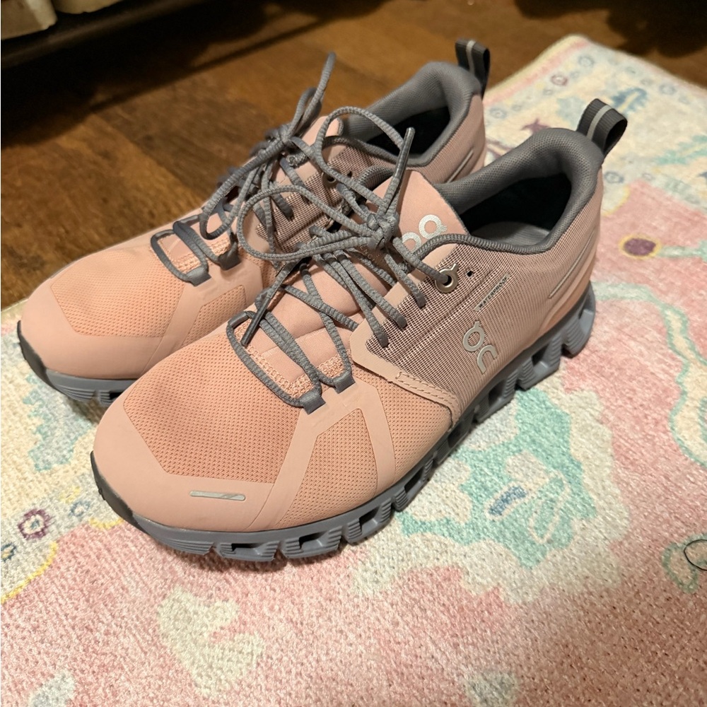 On Women's Pink and Gray Running Shoes